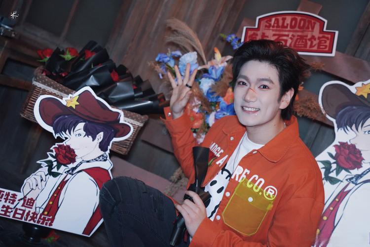 娱乐大亨梁绵灵